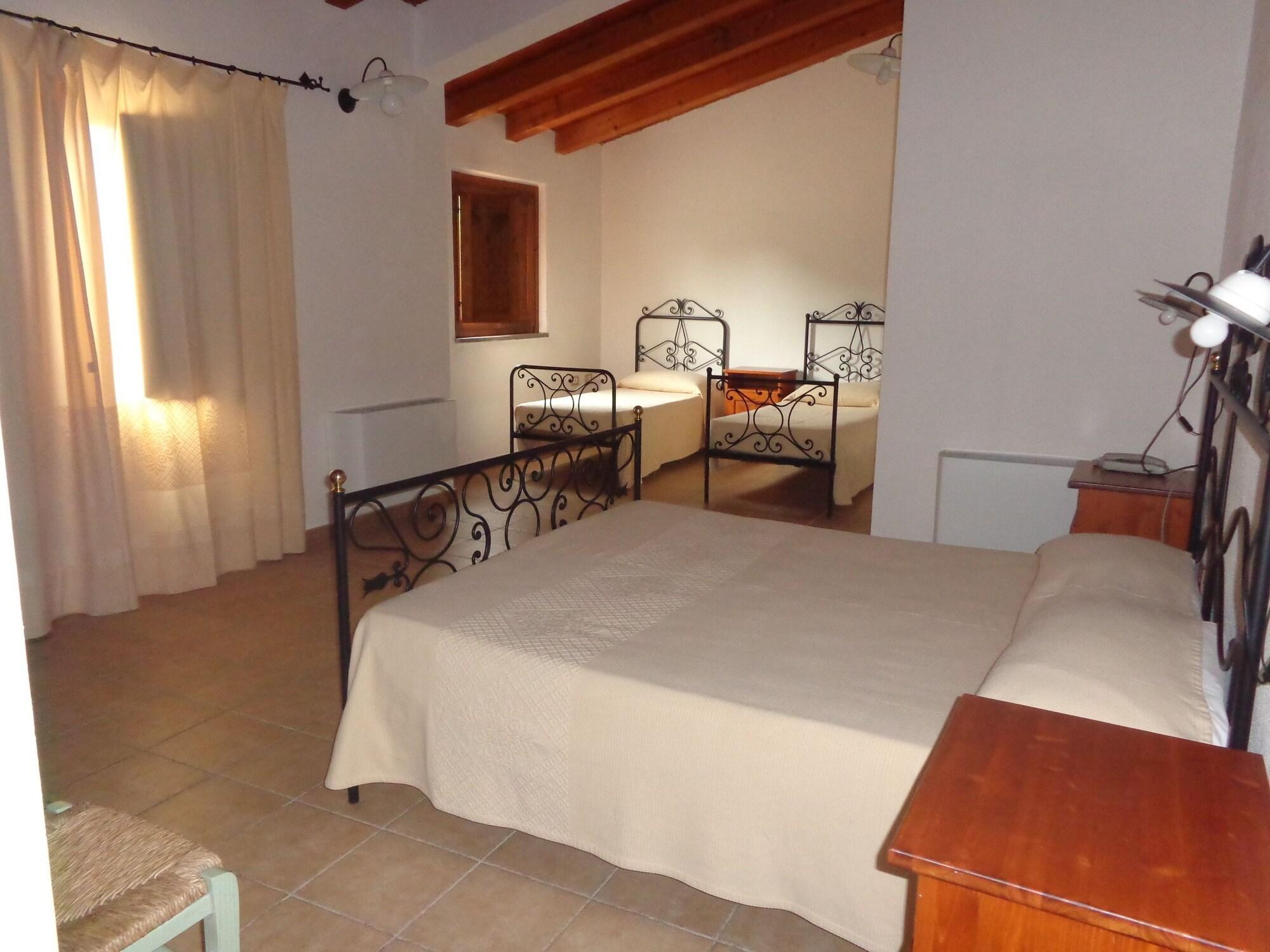 Hotel Su Baione Abbasanta Extérieur photo