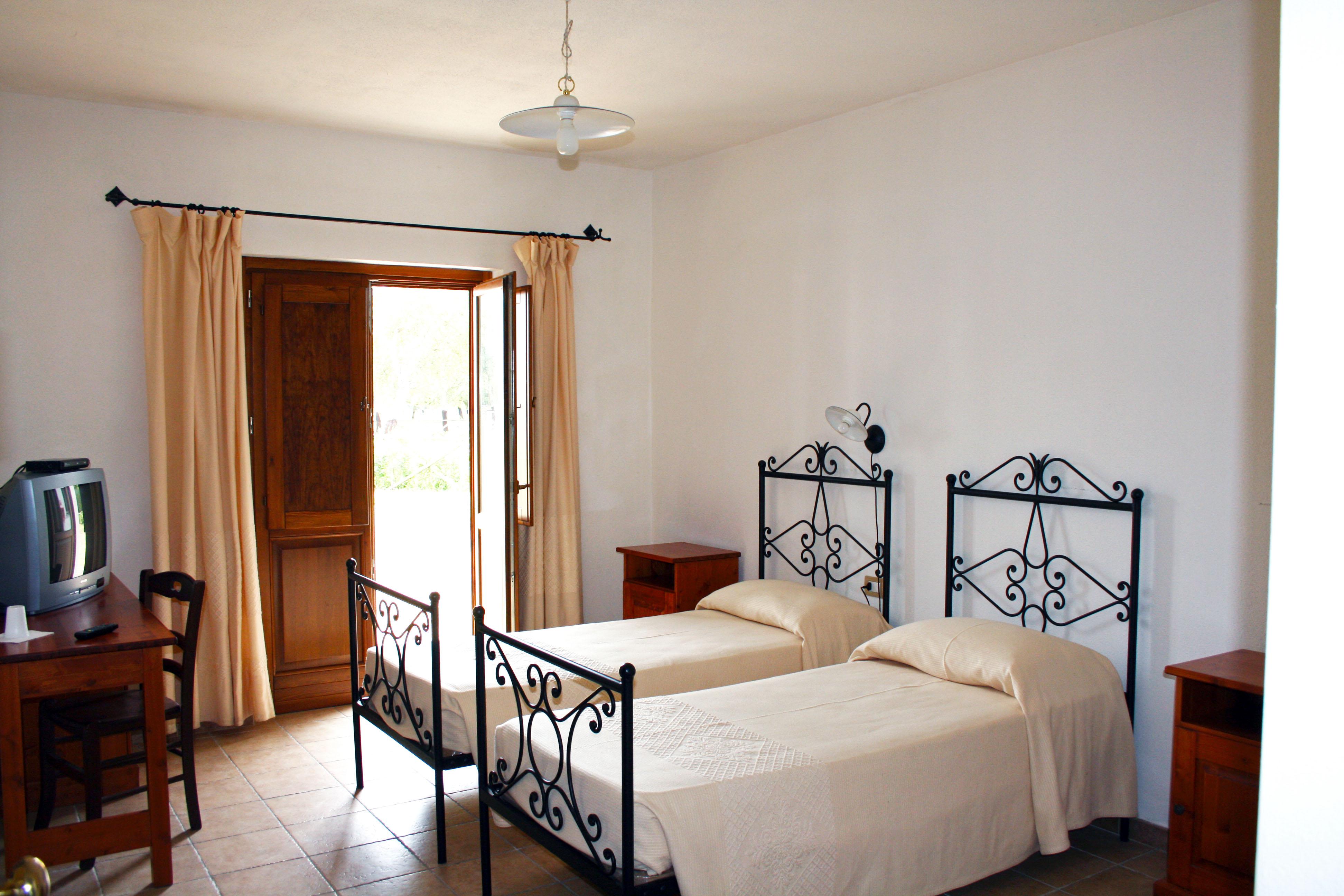 Hotel Su Baione Abbasanta Extérieur photo