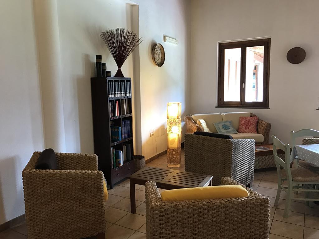 Hotel Su Baione Abbasanta Extérieur photo