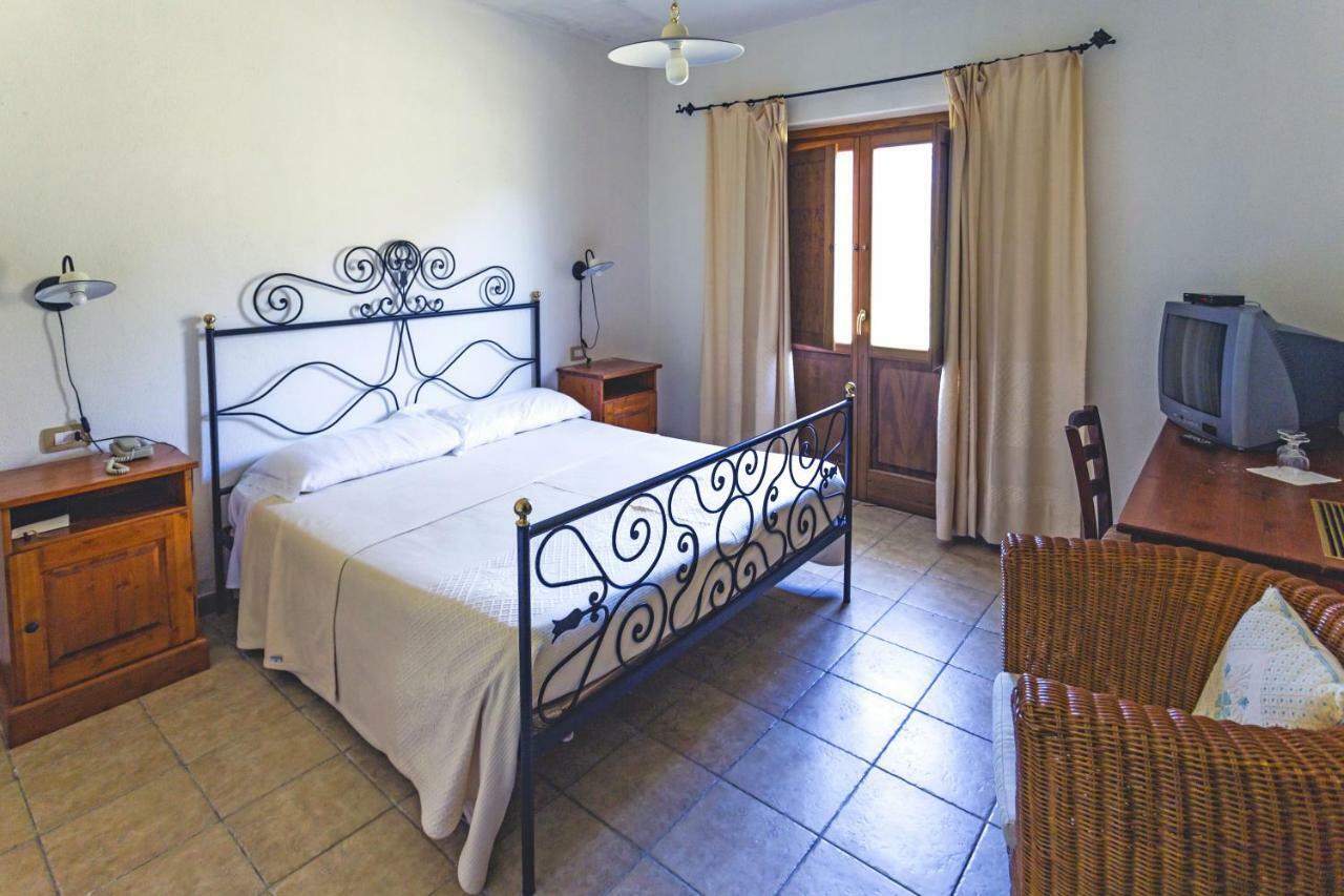 Hotel Su Baione Abbasanta Extérieur photo
