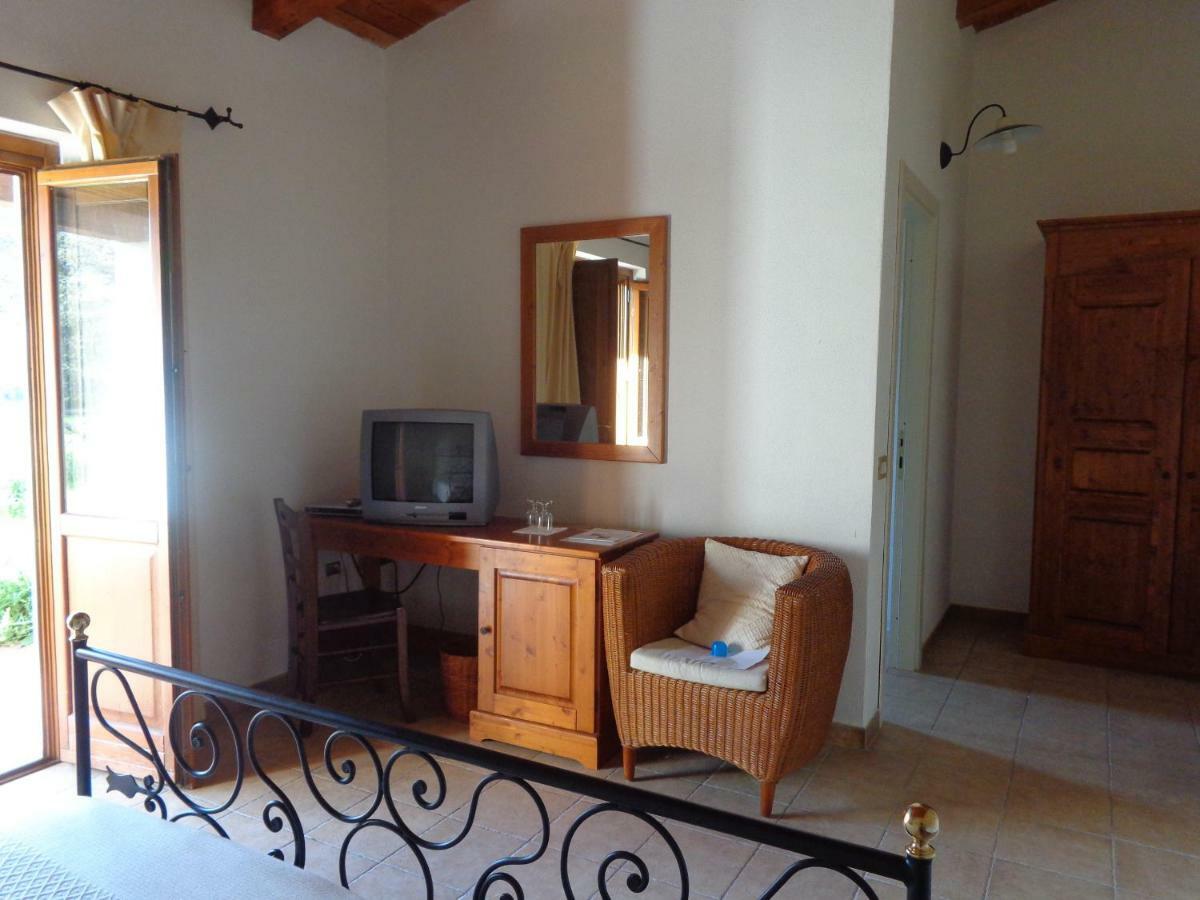 Hotel Su Baione Abbasanta Extérieur photo